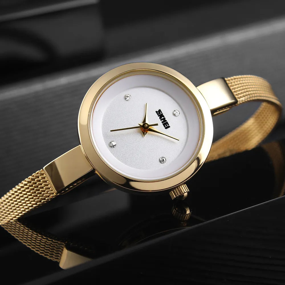 SKMEI 1390 Women Elegant Quartz Watch - Gold