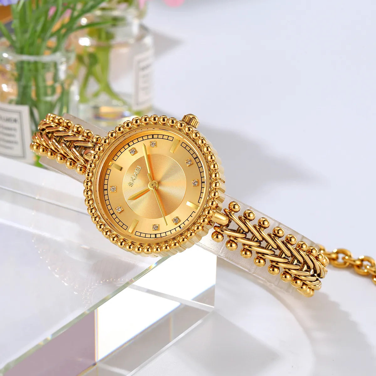 SKMEI 2548 Women Minimal Quartz Timepiece - Gold/Gold