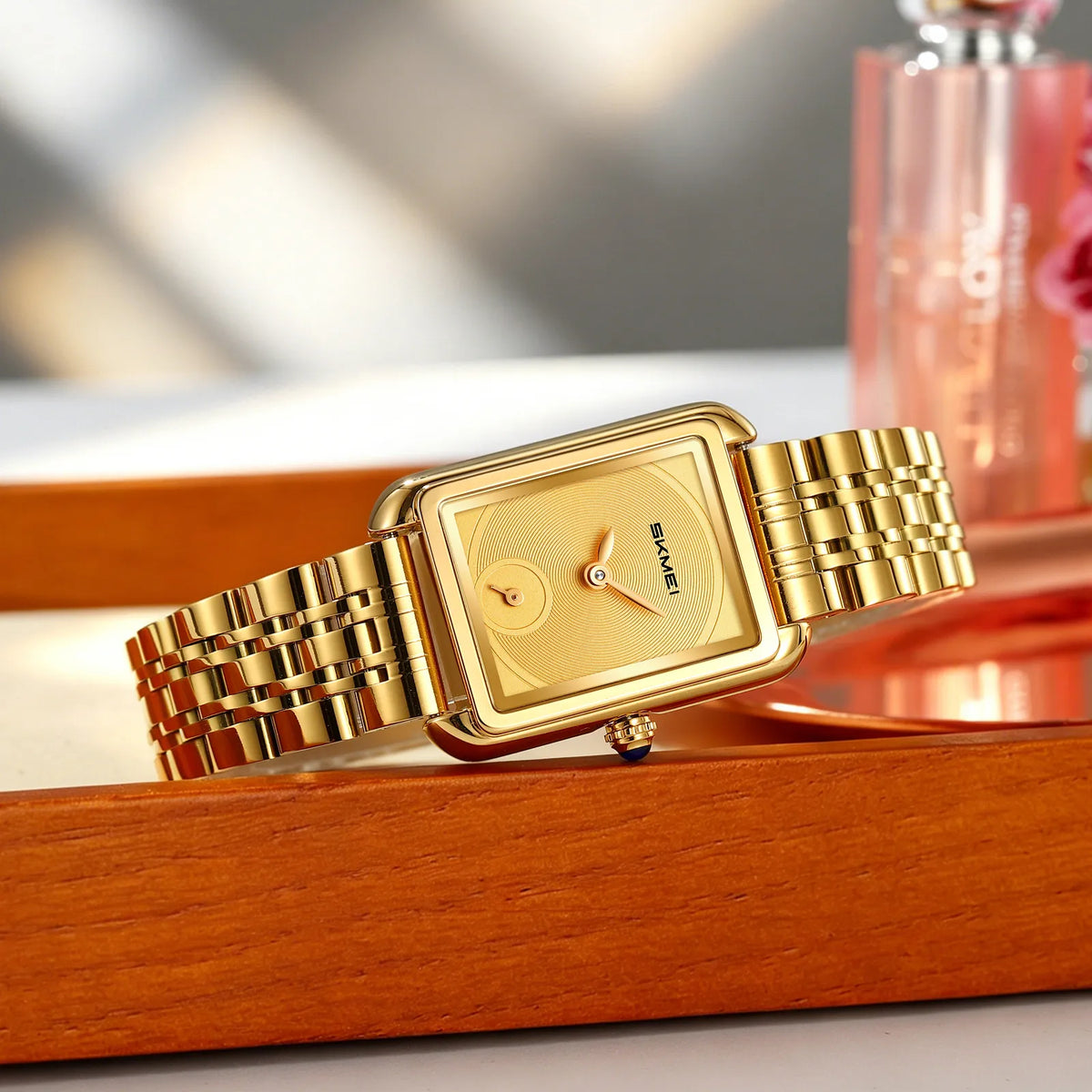 SKMEI 2670 Women Down Second Quartz Watch - Gold/Gold